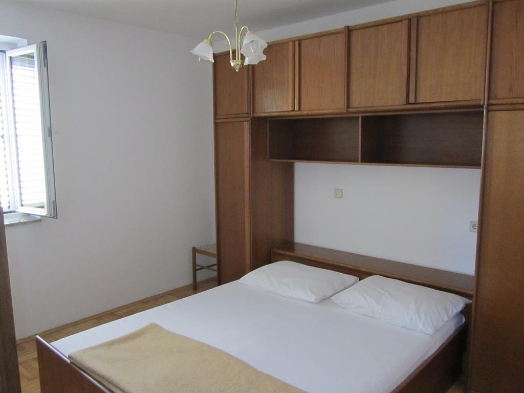 Apartments Antonia Malinska Ruang foto