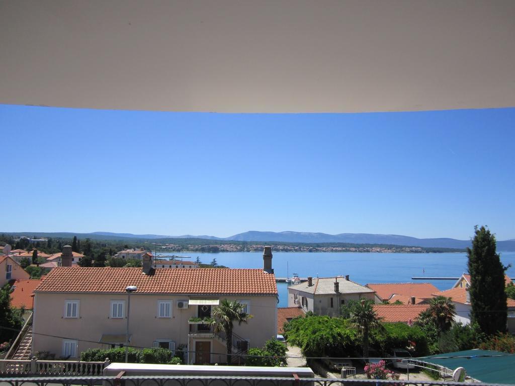 Apartments Antonia Malinska Ruang foto