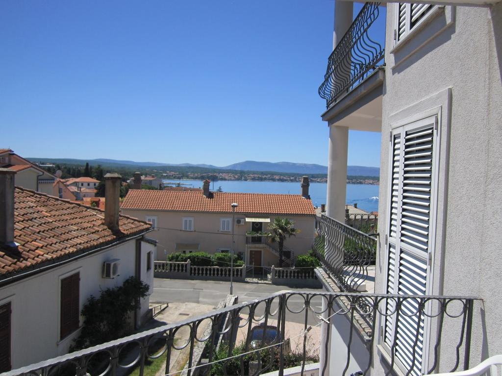 Apartments Antonia Malinska Ruang foto